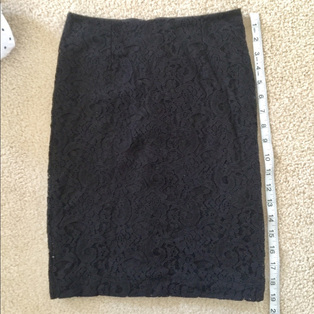 Banana Republic 00P lace skirt